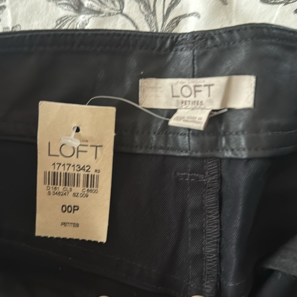 Loft Pencil Skirt Faux Leather - Picture 3 of 6